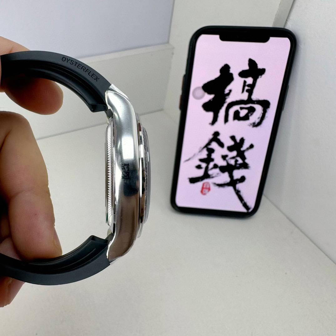 Rolex Daytona 40mm Oyster Flex 116519LN White Gold