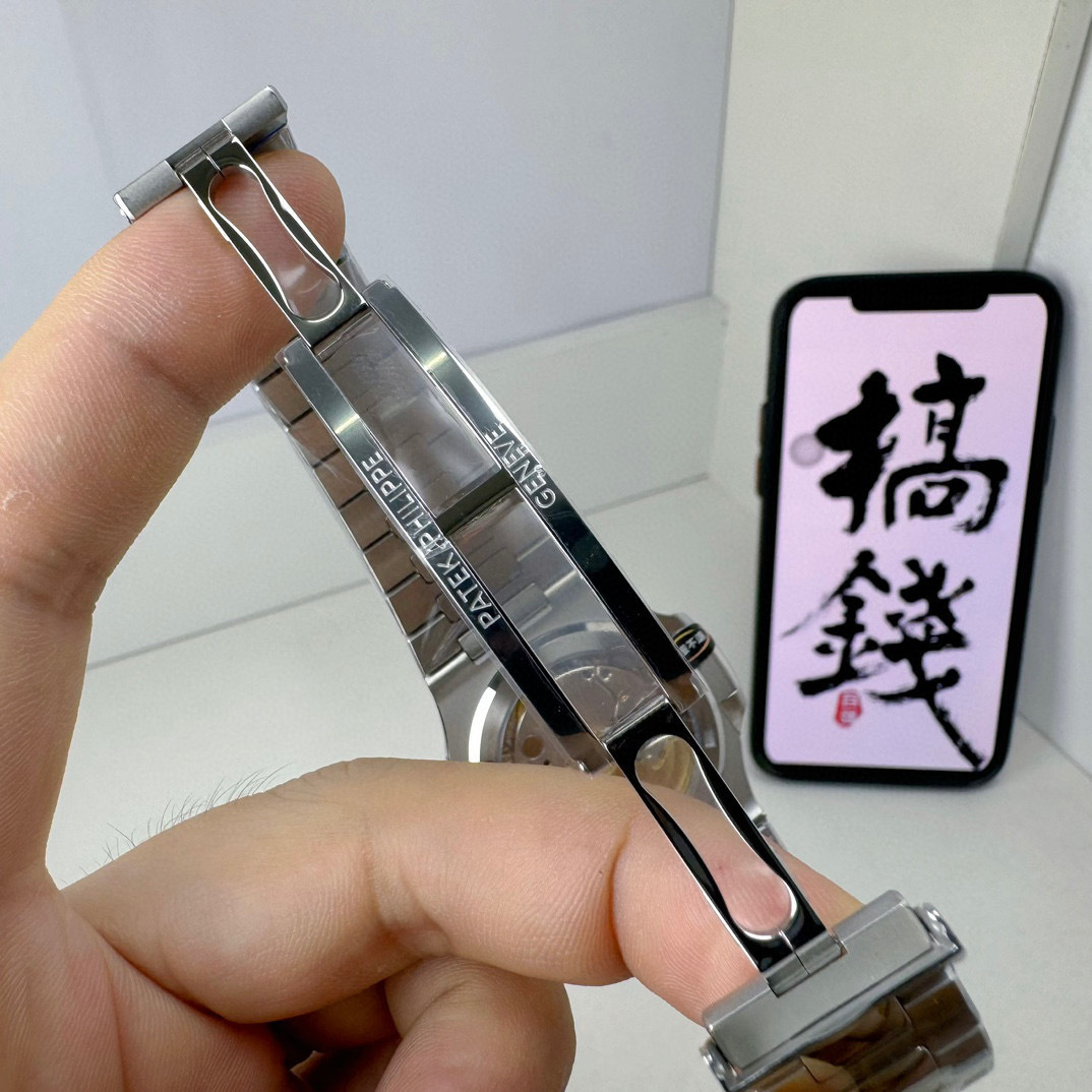 Patek Philippe Nautilus 5711/1A-011