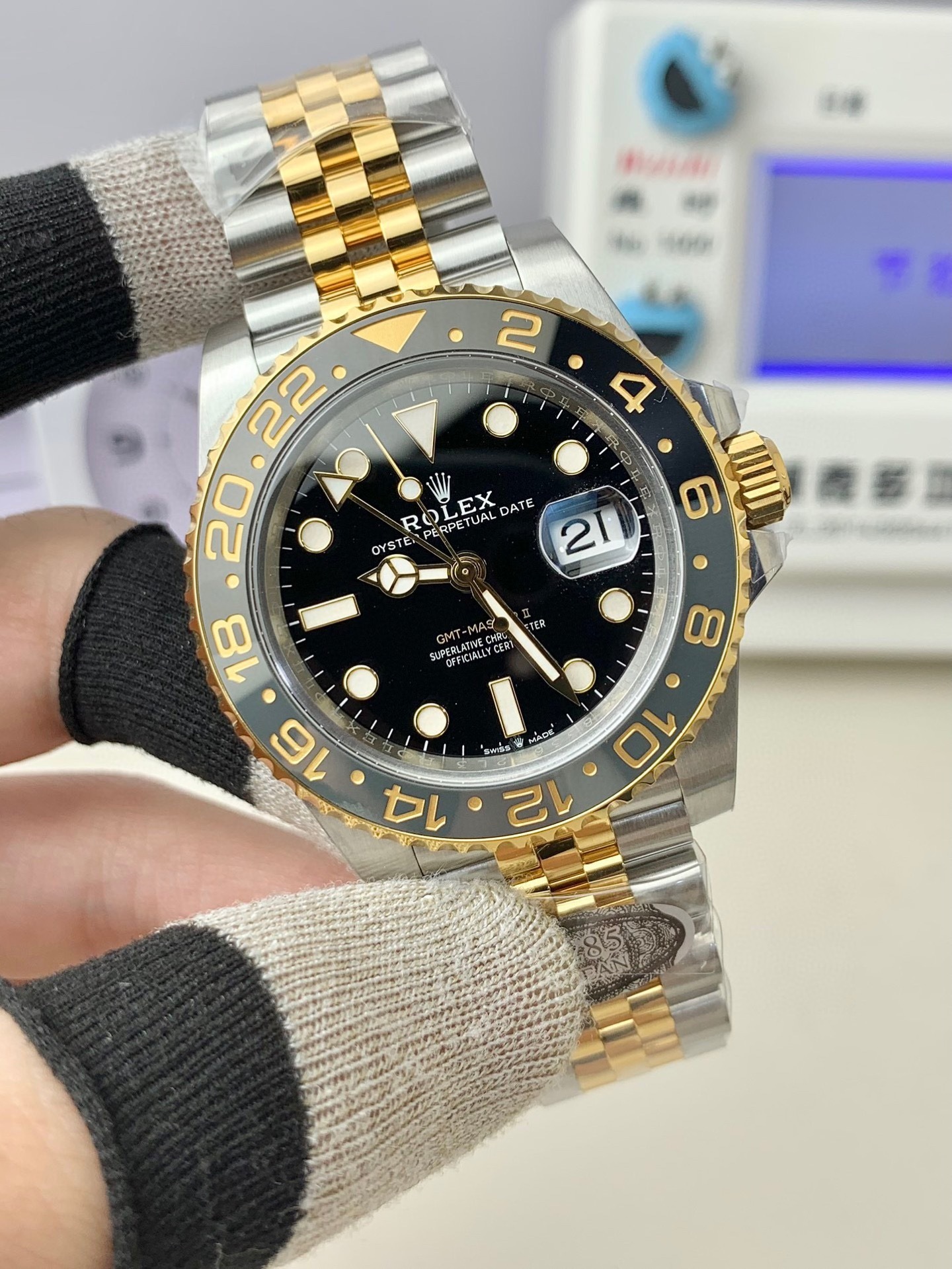 Rolex GMT-Master II 40mm, Black Dial, Jubilee Two-Tone 126713GRNR Mint 2023+