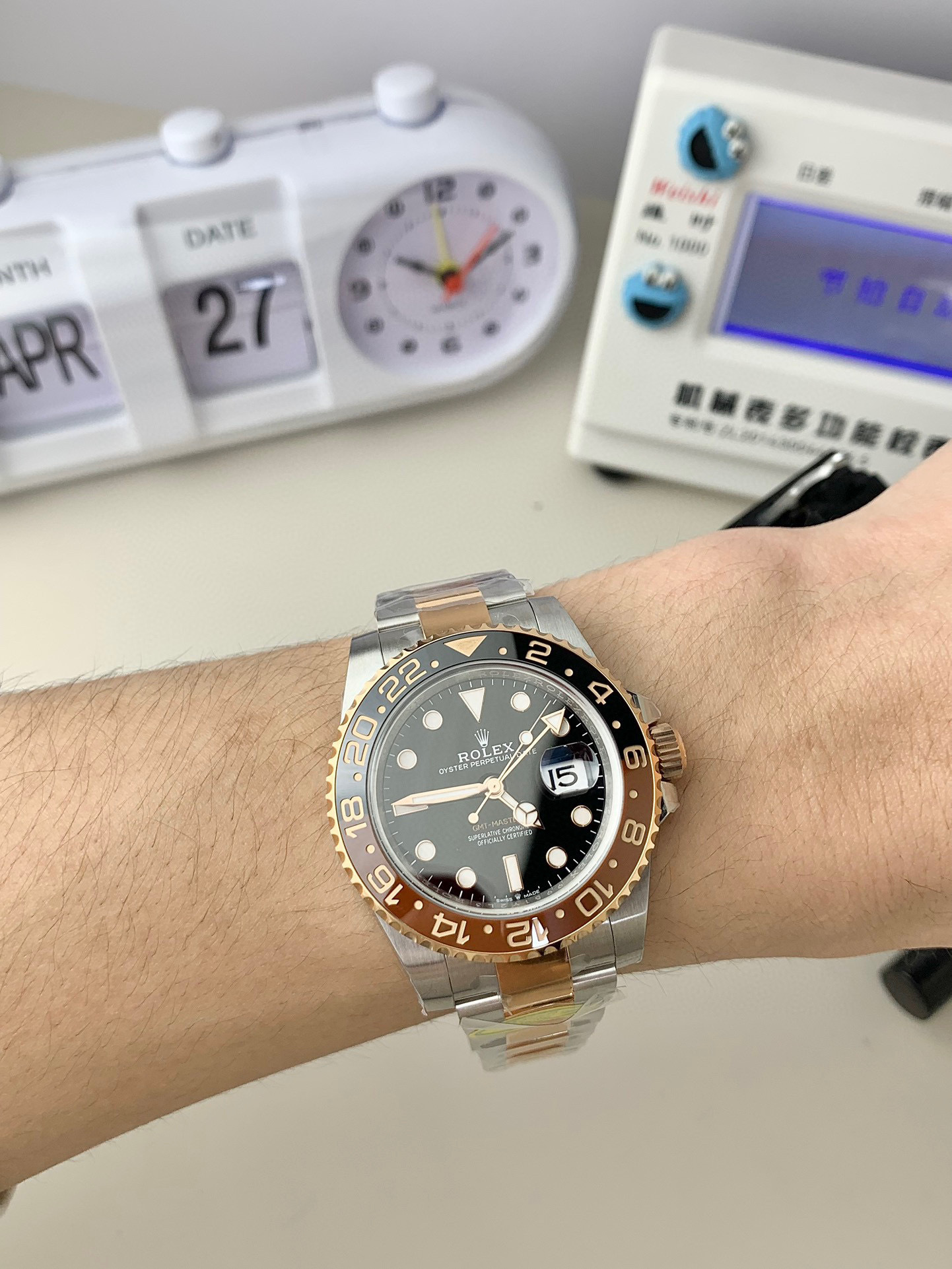 Top-grade watches 07866 Rolex GMT-Master II RootBeer 40mm 18k Rose Gold/Steel Oyster Mens Watch 126711