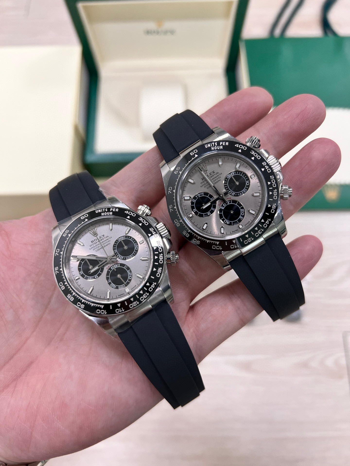Rolex Cosmograph Daytona Oysterflex 40mm Chronograph Luxury Watch