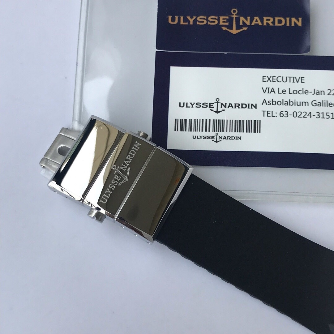 Top-grade watches 08069 Ulysse Nardin El Toro Silver Perpetual Calendar GMT Platinum Rubber