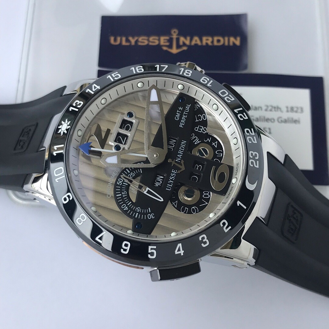 Top-grade watches 08069 Ulysse Nardin El Toro Silver Perpetual Calendar GMT Platinum Rubber