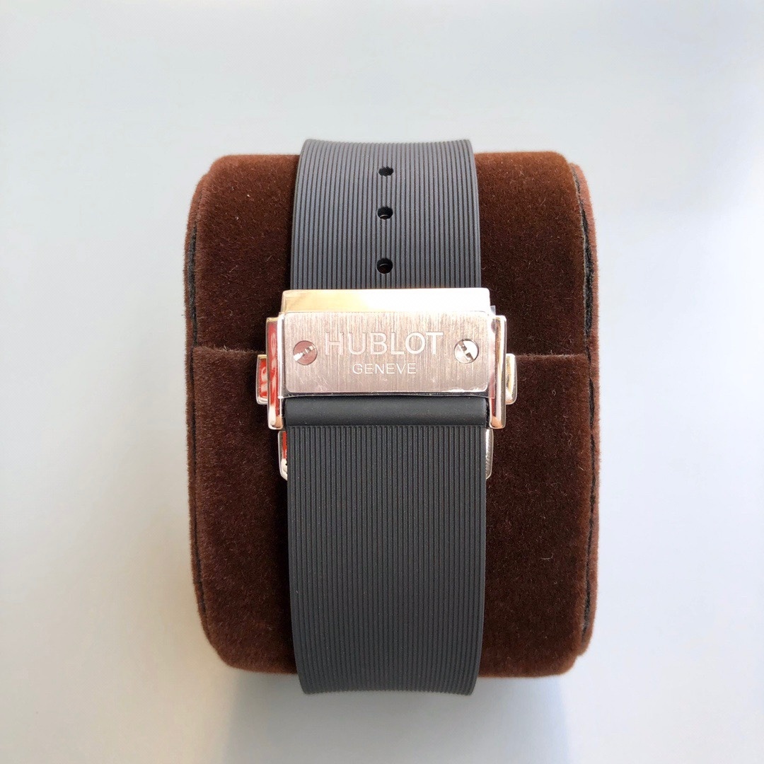 Hublot Big Bang Men's Black Watch - 301 . SN .1770 . RX