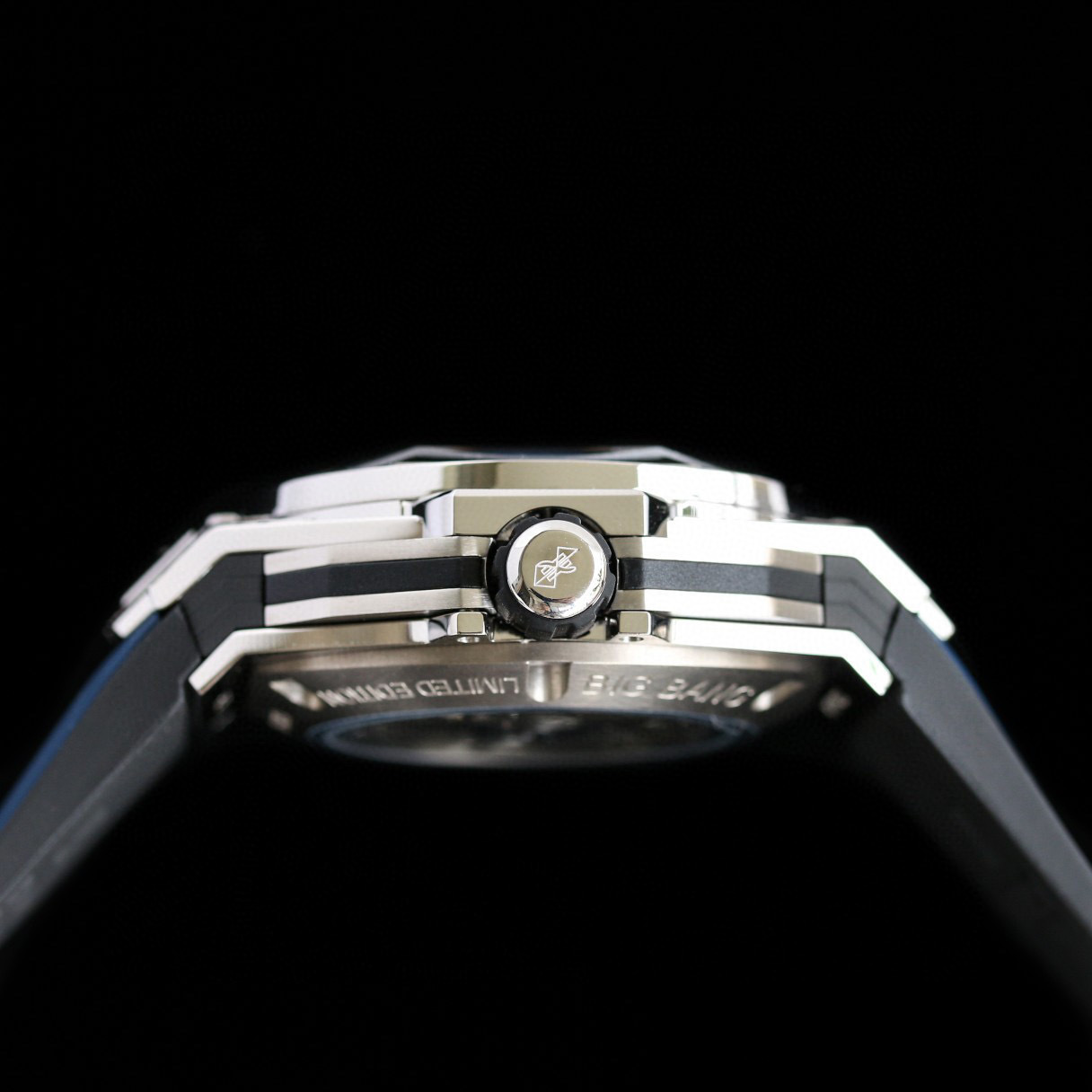 Hublot Big Bang Sang Bleu II Titanium Blue Pave 45mm Watch – Ref: 418.NX.5107.RX.1604.MXM20 – Blue Dial & Diamond Bezel in Titanium Diamond Case, Blue Rubber Strap