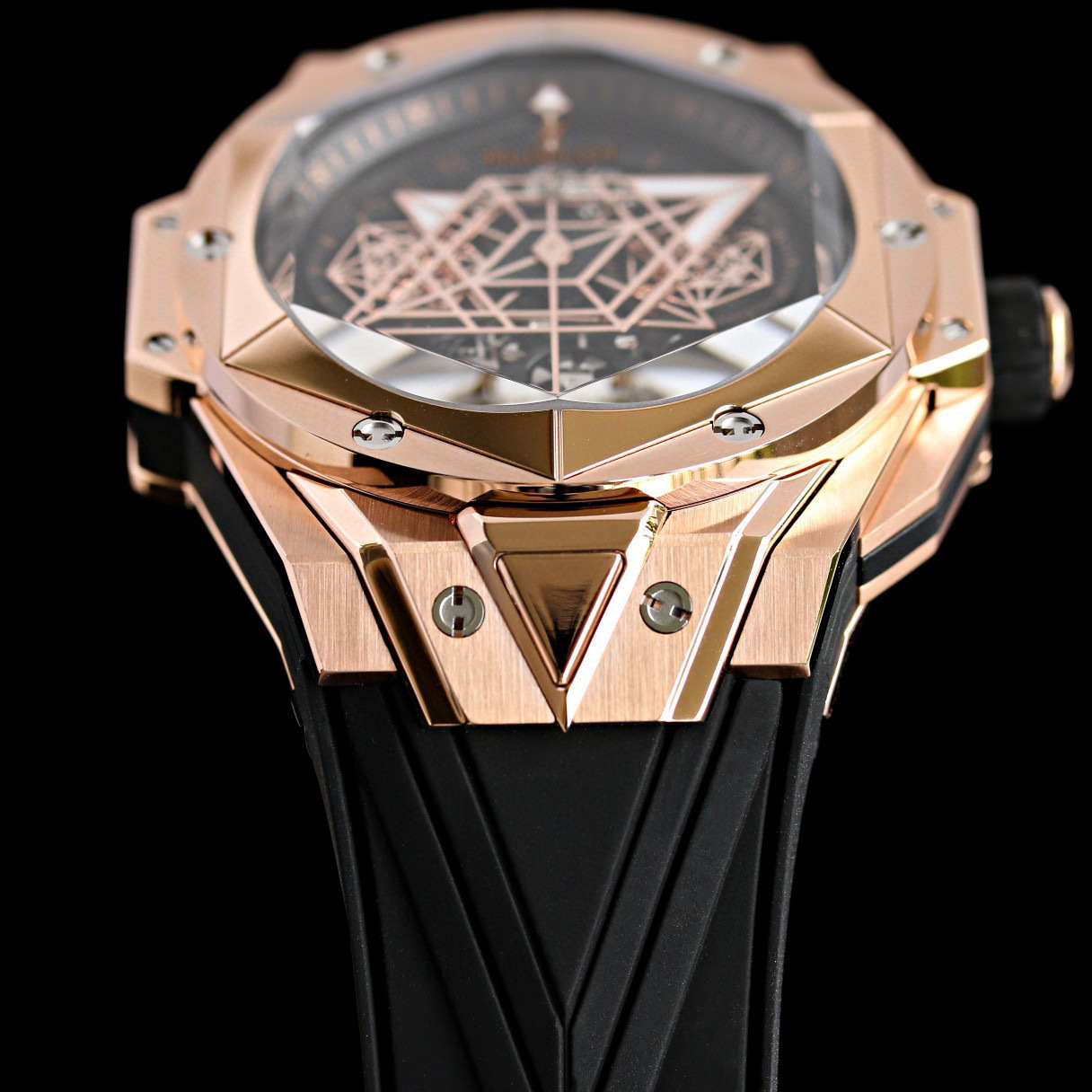 Hublot Big Bang Sang Bleu II King Gold Black Dial Best