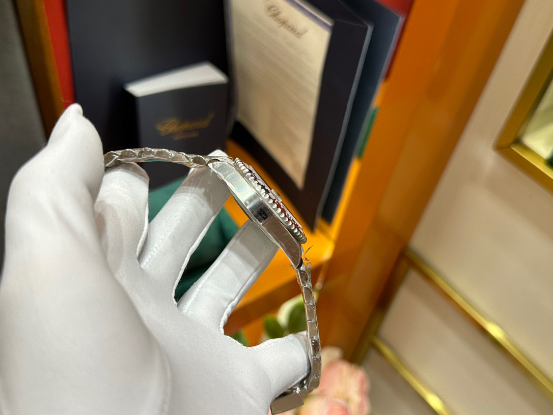 Top-notch watch 00869 Rolex GMT-Master II Oyster, 40 mm, Oystersteel Reference 126710BLRO