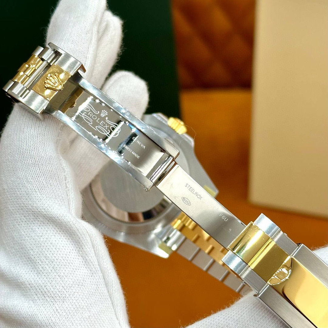 Top watch 00038 Rolex GMT-Master II 40mm, Black Dial, Jubilee Two-Tone 126713GRNR Mint