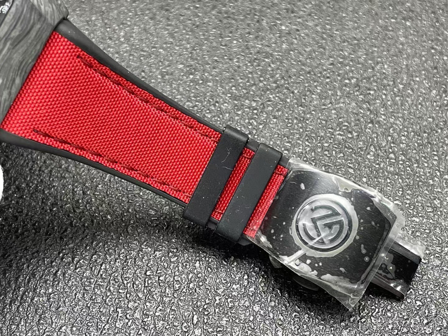 Top watch 000410 Vanguard Classic Carbon V45SCCBNRCARBRGE