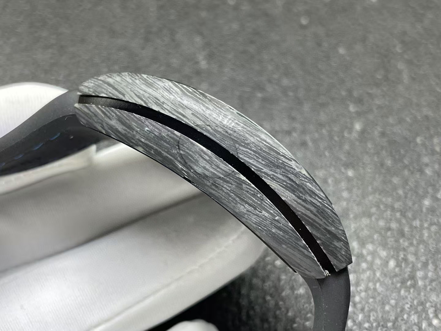 Top watch 00109 Vanguard Classic Carbon V45SCCBNRCARBRGE