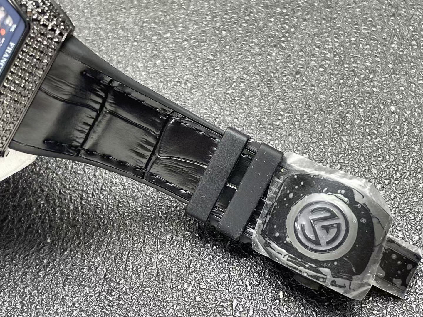 Franck Muller Vanguard Loes Van Delft V43 SC LVD Skull Limited Edition Watch rough black border