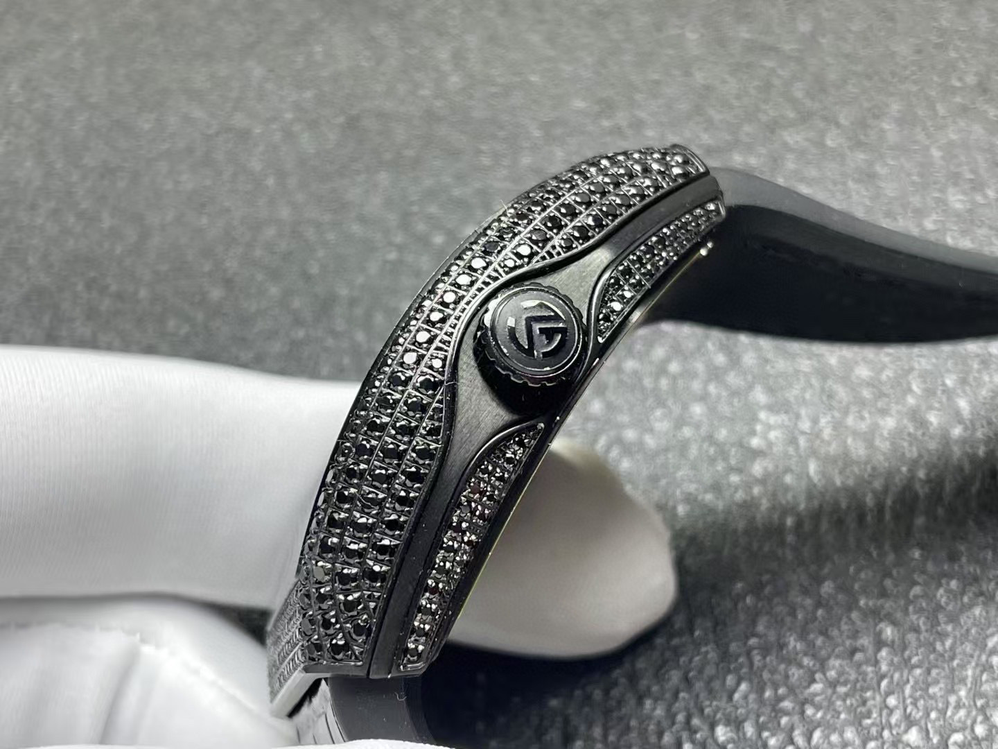 Franck Muller Vanguard Loes Van Delft V43 SC LVD Skull Limited Edition Watch rough black border