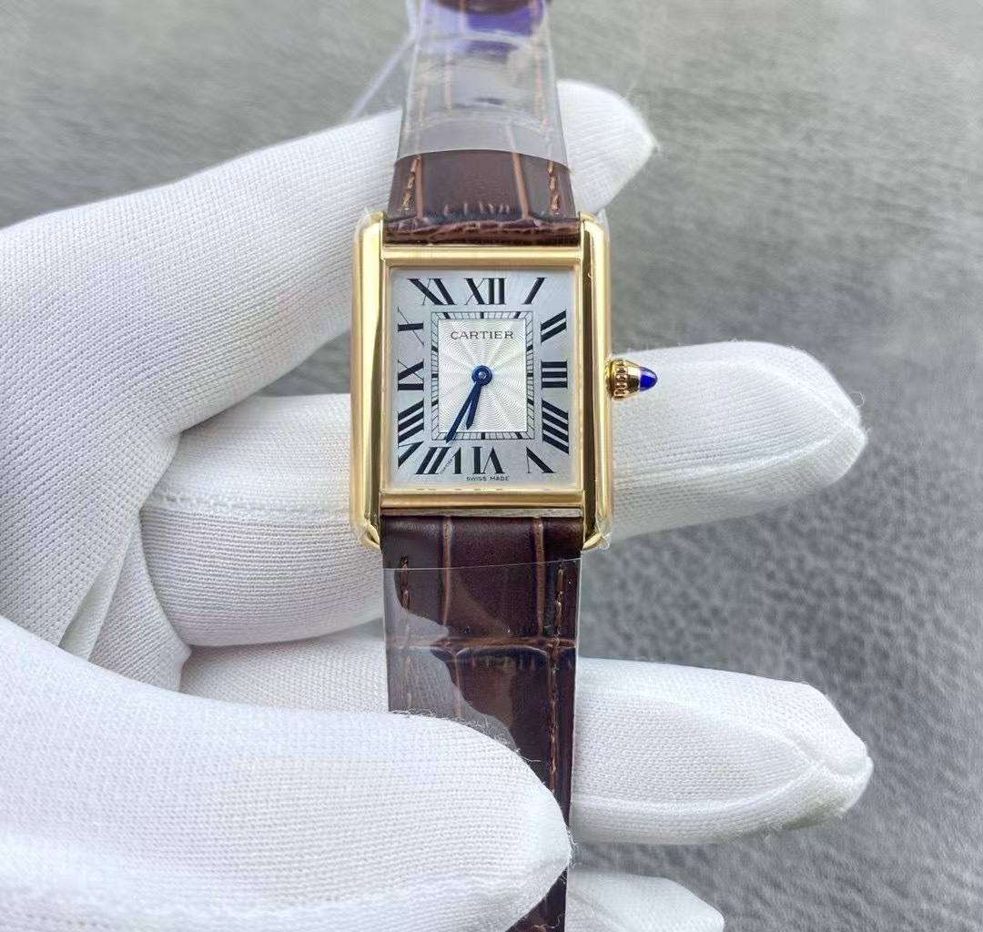Cartier Tank Solo Small 18K Rose Gold 24mm x 30.5mm W5200024 Box Papers