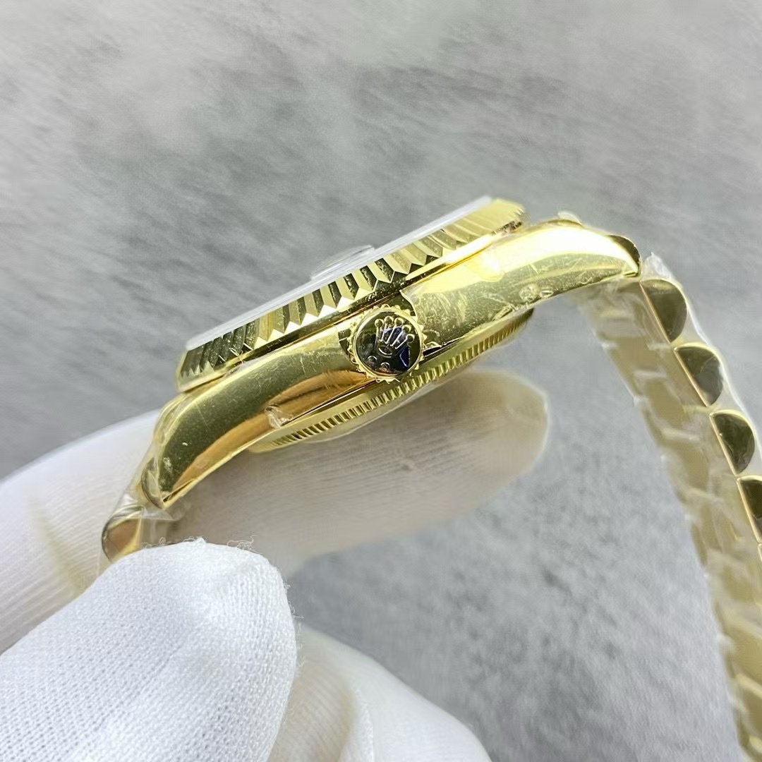 Rolex 18038 Day Date 36 Onyx Dial 1979 Vintage Factory Service Yellow Gold Black