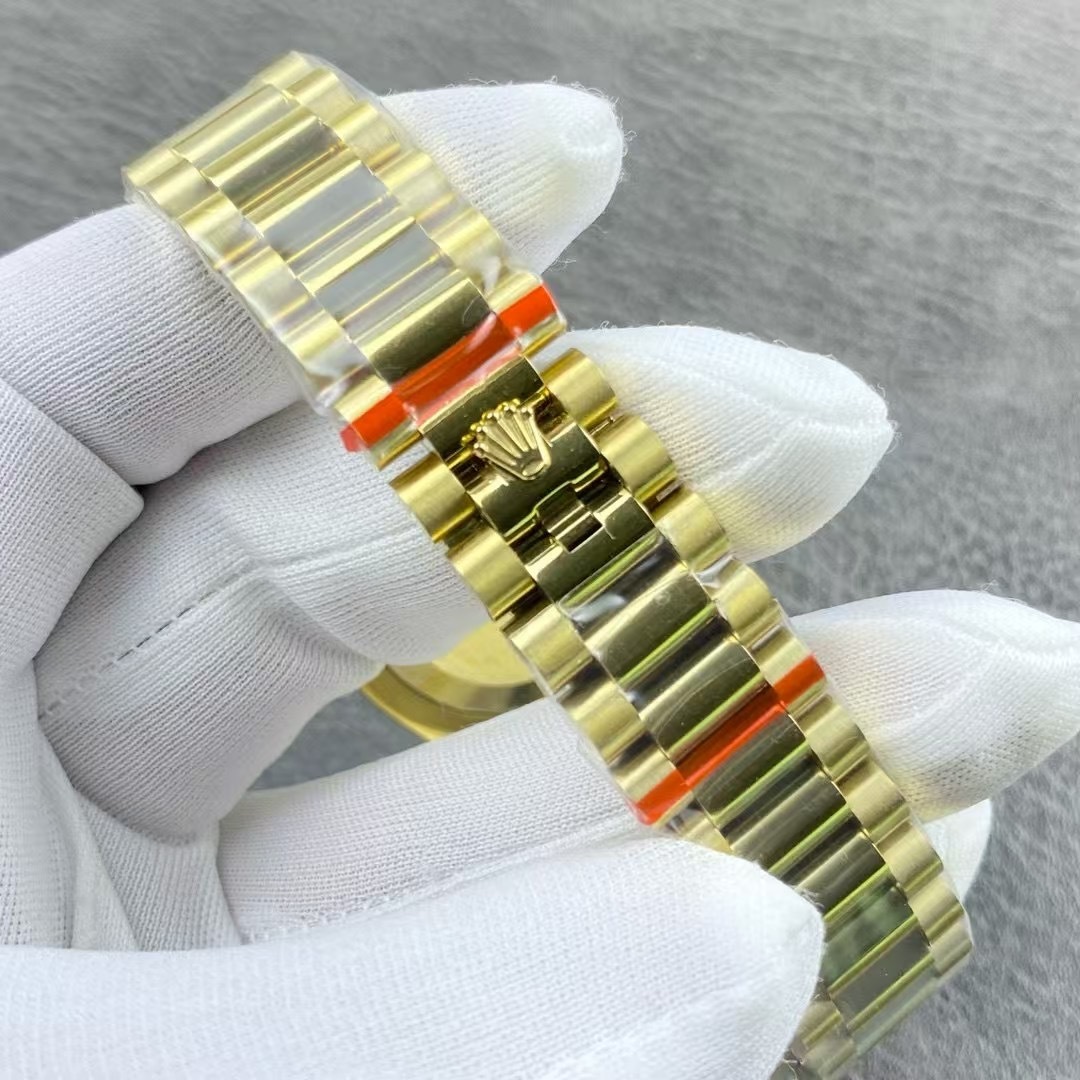 Rolex 18038 Day Date 36 Onyx Dial 1979 Vintage Factory Service Yellow Gold Black