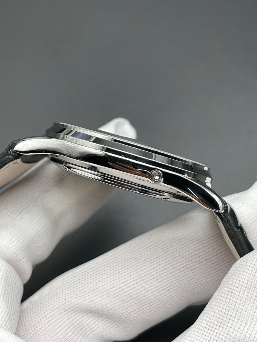 JLC JAEGER LECOULTRE Master Ultra Thin Moon 39 Q1368420 Silver Dial - Pre Owned