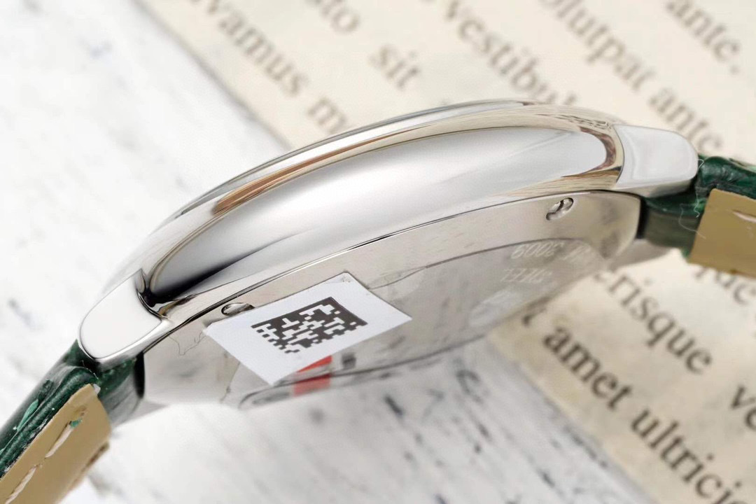 Cartier Ballon Bleu 40mm Watch, Dark Green Dial