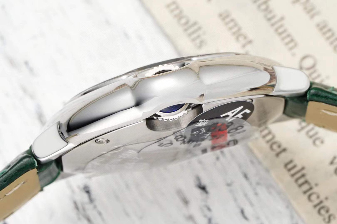 Cartier Ballon Bleu 40mm Watch, Dark Green Dial