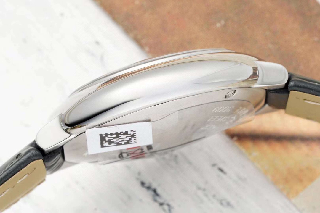 Cartier Ballon Bleu Automatic StainlessSteel 42mm Black Dial Mens Watch WSBB0003