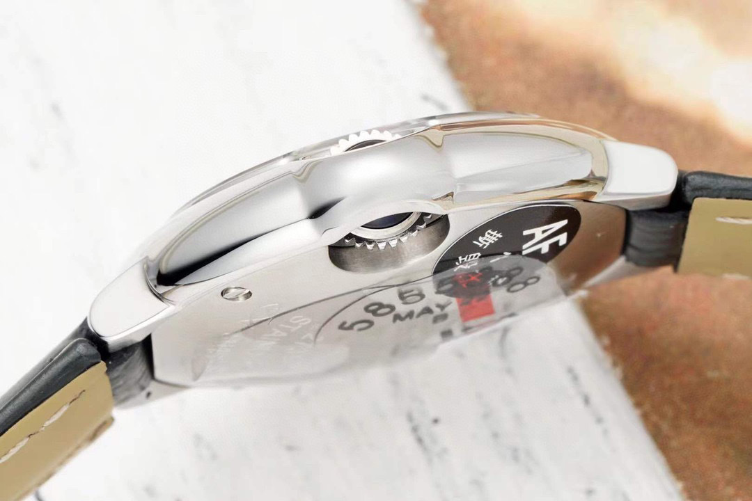 Cartier Ballon Bleu Automatic StainlessSteel 42mm Black Dial Mens Watch WSBB0003