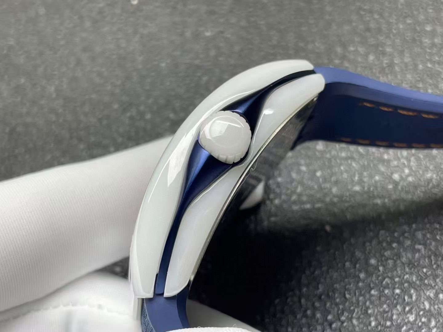 Franck Muller Vanguard V45 White Ceramic Blue Dial Orange