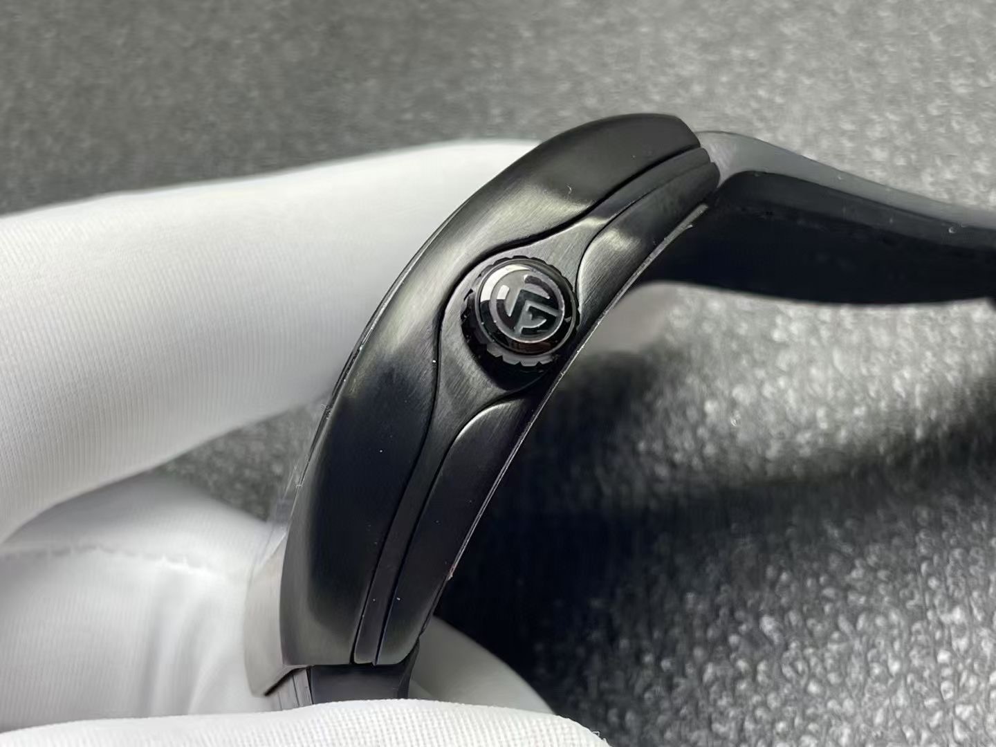 FRANCK MULLER | VANGUARD, REFERENCE TT NR BR NR A DLC-COATED TITANIUM WRISTWATCH WITH DATE, CIRCA 2017