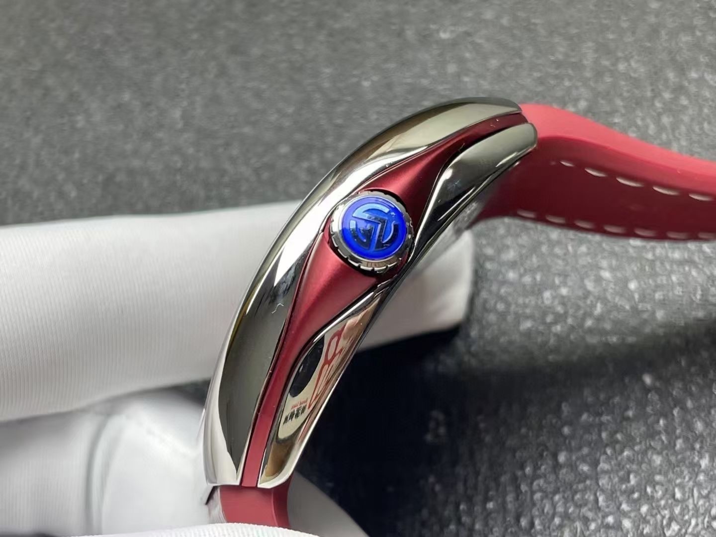 Franck Muller Vanguard Automatic Vanguard Yachting Burgundy