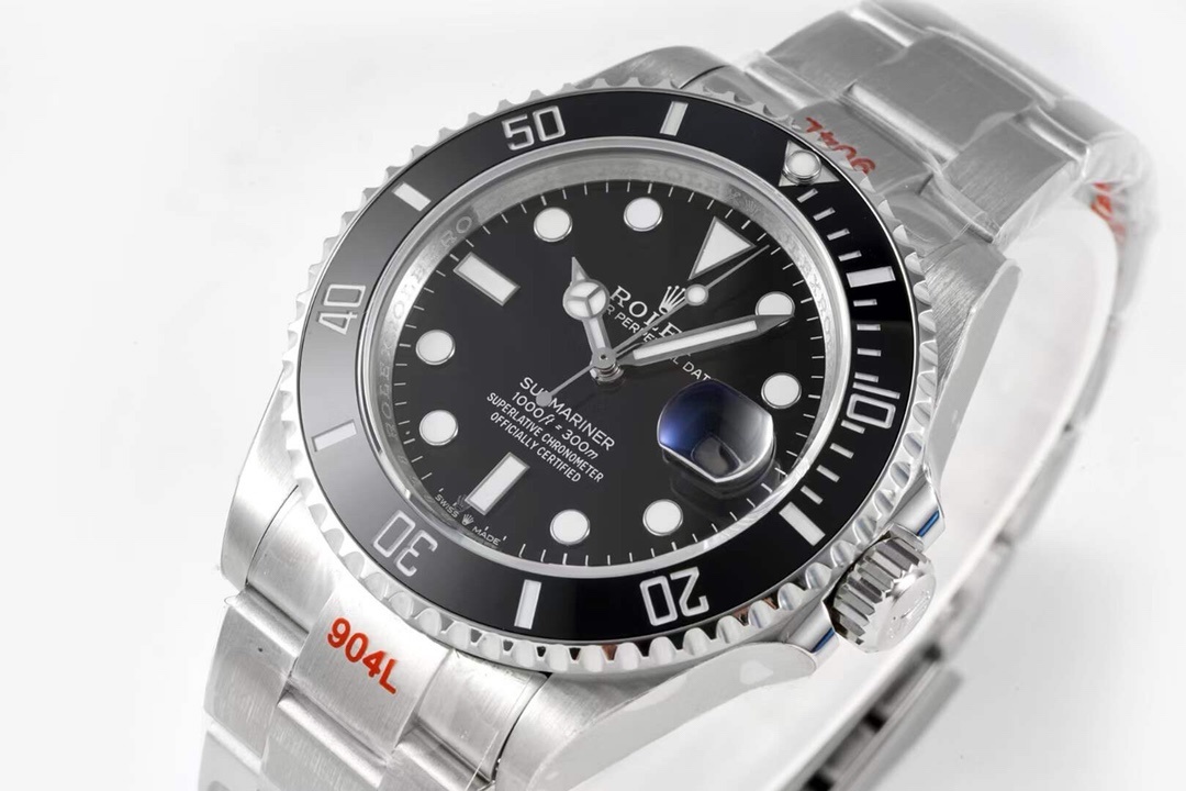 Watch00079 Rolex Submariner 41mm Date Steel Ceramic Black Dial Automatic Watch 126610LN