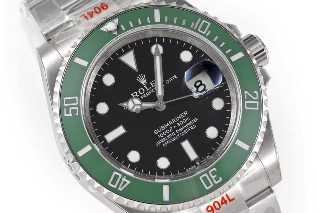 Watch00099 Rolex Submariner Date watch: Oystersteel - m126610lv-0002