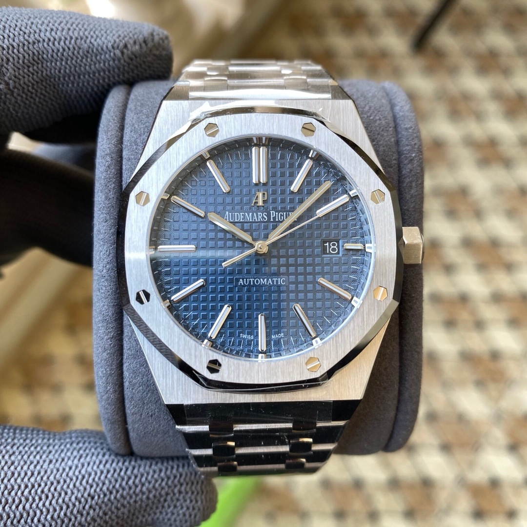 Audemars Piguet Royal Oak Selfwinding 15400st blau