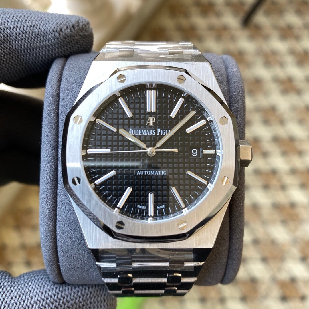 Audemars Piguet Royal Oak Selfwinding 15400st schwarz