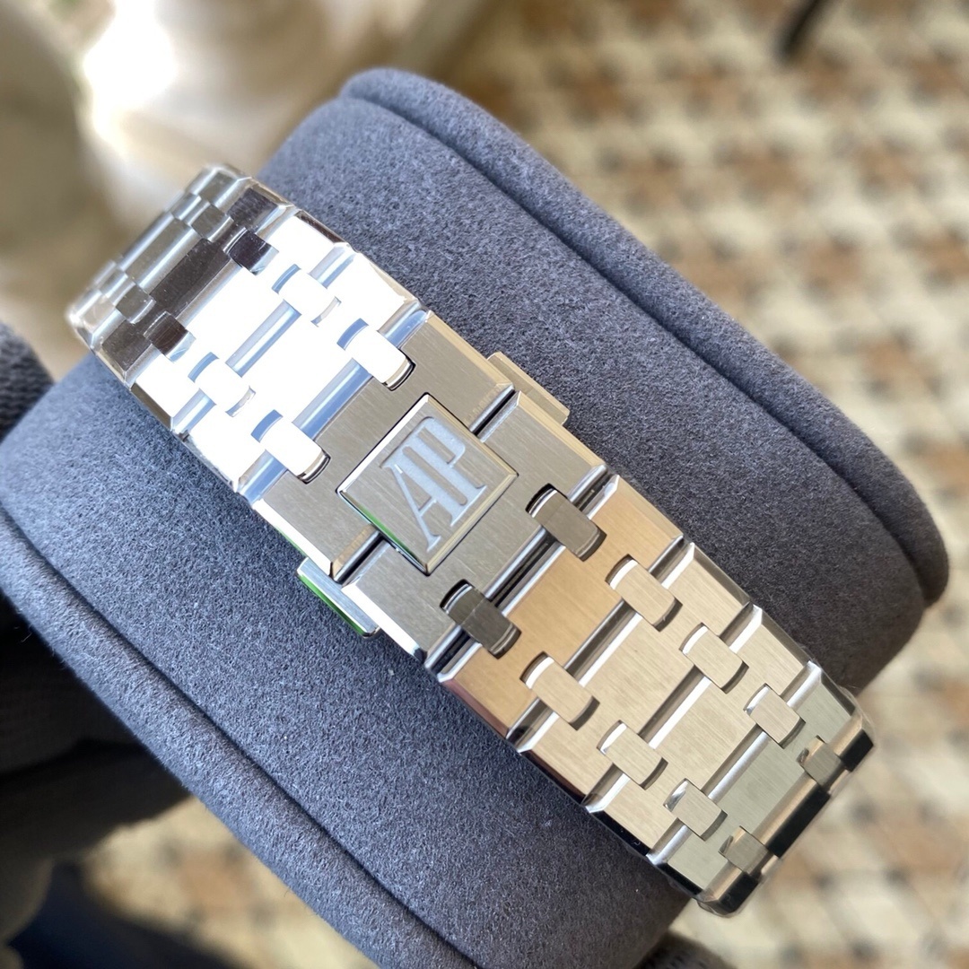 Watch00139 Audemars Piguet Royal Oak 15300 weißes Zifferblatt Edelstahl Automatik Uhr