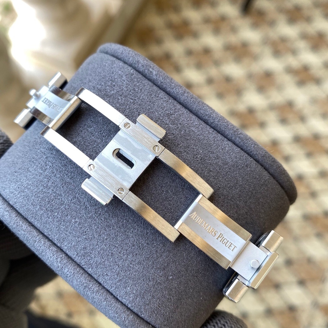 Watch00139 Audemars Piguet Royal Oak 15300 weißes Zifferblatt Edelstahl Automatik Uhr