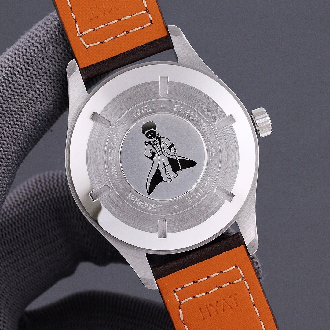 IWC Pilot’s Watch Mark XVIII 40mm IW327010 – Stainless Steel / Blue Dial