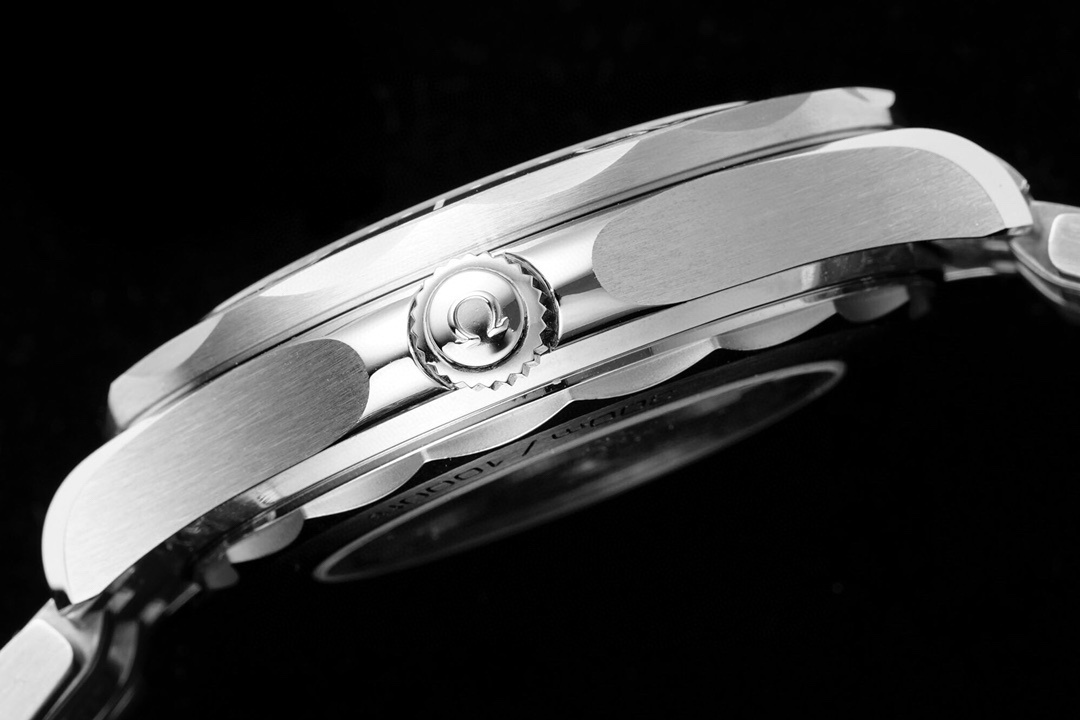 Omega Seamaster Diver Black Dial 300M 42mm 210.30.42.20.01.001