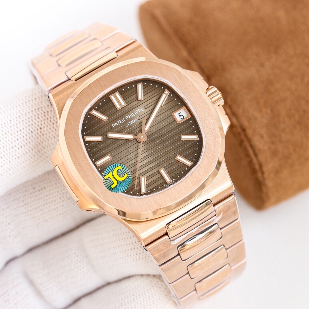 Patek Philippe Nautilus 5711/1R Rose Gold 40mm