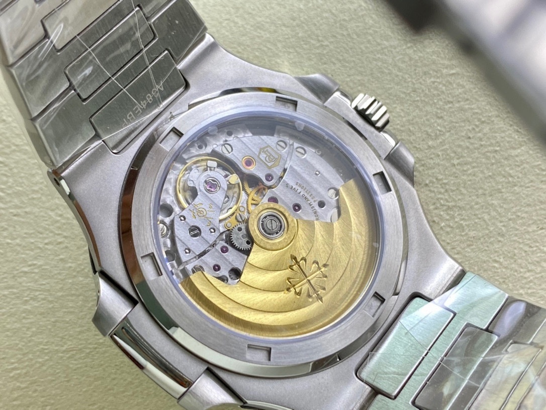 Watch01689