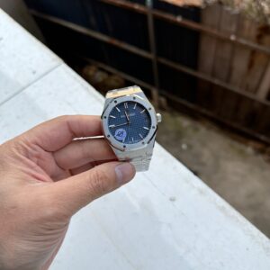 Watch01858 Watch01858