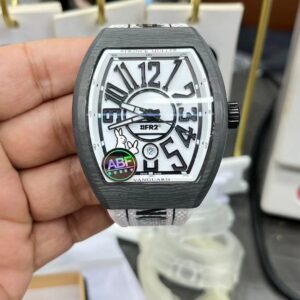 Watch03679