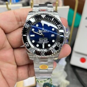 Watch03699