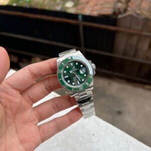Watch06528