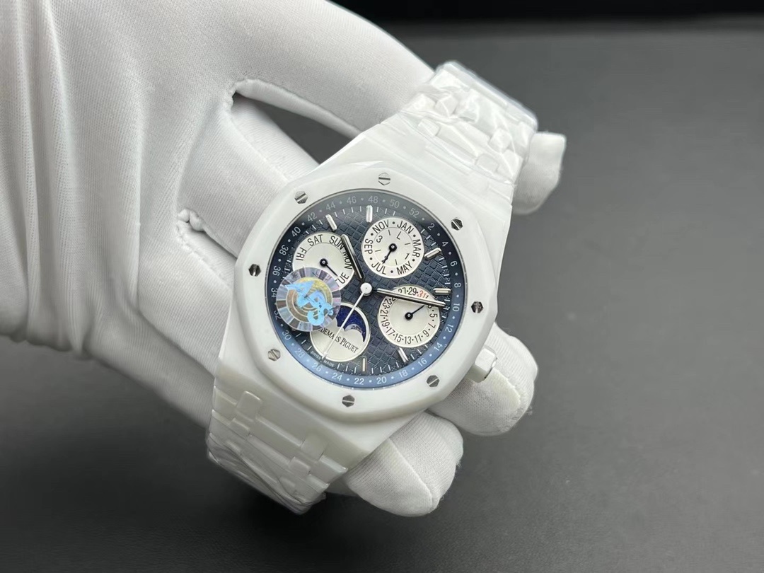 Watch08309 Audemars Piguet Replica Royal Oak White Ceramic Watch