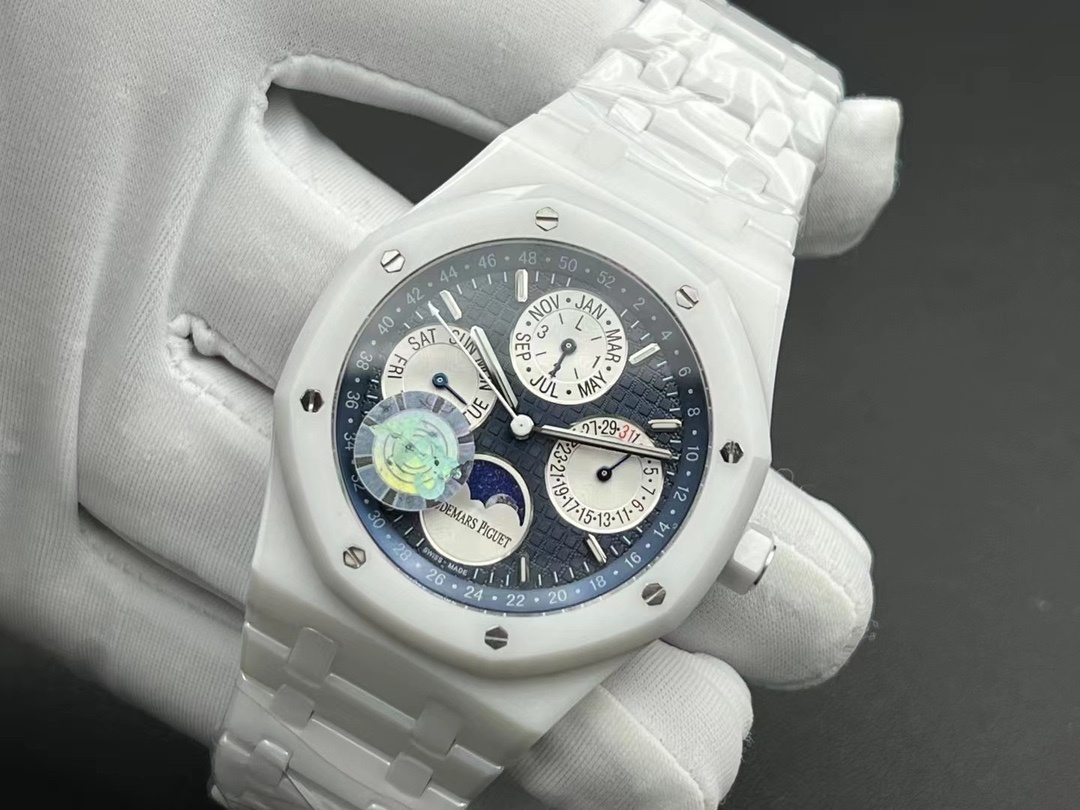Watch08309 Audemars Piguet Replica Royal Oak White Ceramic Watch